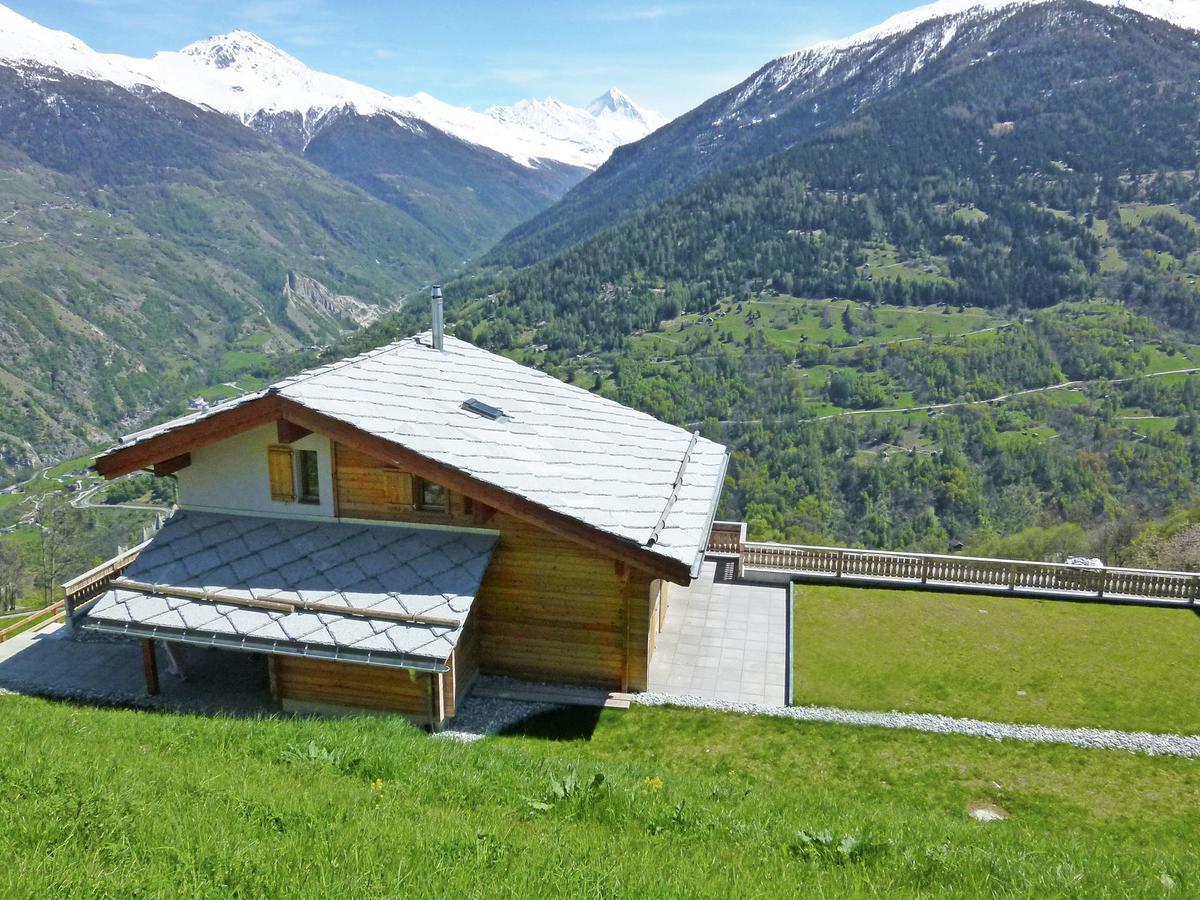 Mountain-View Chalet In Heremence With Terrace Eksteriør billede